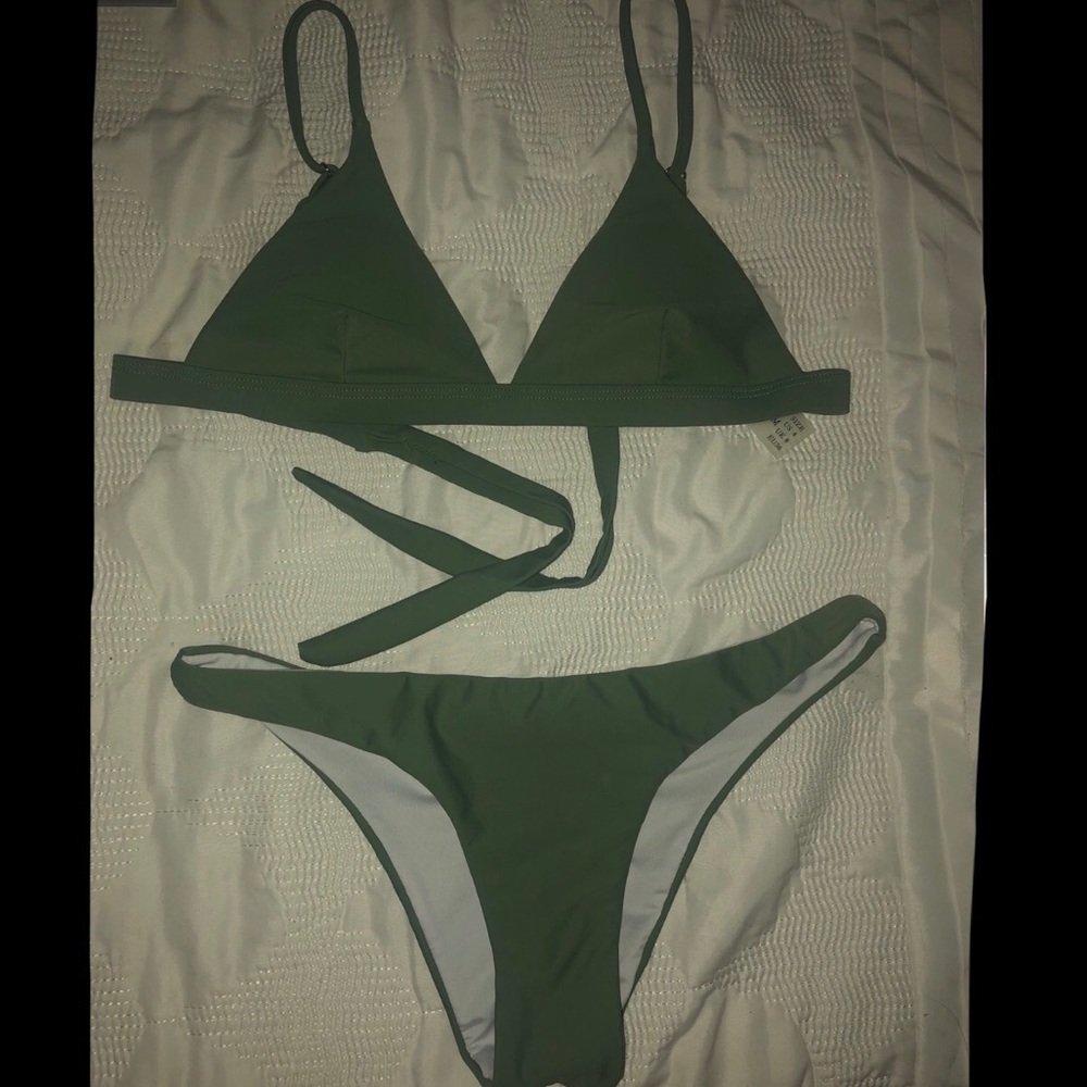 Green Bikini